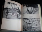 Uhlig, Helmut - Südsee Paradiese, Mit dem Flugzeug in die Steinzeit, Neu-Guinea, Salomon –Inseln, Neue Hebriden, Fidschi Inseln, Samoa