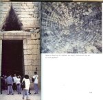 Erich von Daniken Vertaling Jan Smit  Omslagontwerp  Karel van Laar  Omslagfotografie Erich von Daniken - In naam van Zeus  Goden - Raadsels - Argonauten