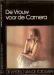 Smith - Riedijk, Jolanda .. Poseren : hoe doen we dat - De vrouw voor de Camera .. het fotograveren van vrouwen .. Naaktfotografie binnenshuis .. onze eerste naaktfoto'
