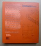 HOEKS, HENK [EINDREDACTIE]/ BARBIERI, S. UMBERTO & DUIN, LEEN VAN [REDACTIE] - Honderd jaar Nederlandse architectuur, 1901 - 2000. Tendensen Hoogtepunten.