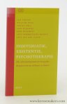 Tijhuis, Leo / William Yang / Louise Pijls / a.o. - Individuatie, existentie, psychotherapie. Het individuatieproces van een psychotherapeut met een zeldzaam carcinoom. Tijhuis, Leo / William Yang / Louise Pijls / a.o. - Individuatie, existentie, psychotherapie. Het individuatieproces van een psychotherapeut met een zeldzaam carcinoom.