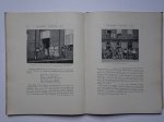 Balbian Verster, J.F.L. de. - Het huldebetoon aan Hare Majesteit de Koningin-moeder bij haar bezoek aan Amsterdam van 8 tot 12 juni 1929. Herdenking van Harer Majesteits komst in Nederland vijftig jaren te voren. Balbian Verster, J.F.L. de. - Het huldebetoon aan Hare Majesteit de Koningin-moeder bij haar bezoek aan Amsterdam van 8 tot 12 juni 1929. Herdenking van Harer Majesteits komst in Nederland vijftig jaren te voren.
