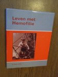 Jones, Dr. Peter - Leven met hemofilie