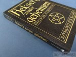 Raymond Buckland. - Hekserij zonder geheimen - werkboek voor wicca's.