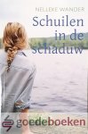 Wander, Nelleke - Schuilen in de schaduw *nieuw*
