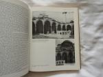 Goodwin, Godfrey G. - A history of Ottoman architecture. With 4 colour plates and 521 illustrations, including 81 plans