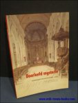 PIETERAERENS, Martine en SNAUWAERT, Livia; - DOORLEEFD MYSTERIE. SACRAMENTEN EN VOLKSDEVOTIE IN GROOT-NEVELE,