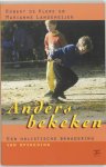 Robert de Klerk, M. Langemeijer - Anders Bekeken