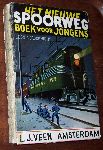 Dronkers, Leon A. jr. - Het nieuwe Spoorweg boek voor jongens. Met 100 tekstfiguren en 32 foto's