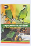Vriends, Thijs - Papegaaien en parkieten uit Afrika, Azië en Zuid-Amerika