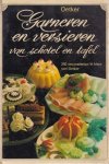 Knutzen, Gizela - Garneren en versieren van schotel en tafel. 250 decoratietips in kleur Knutzen, Gizela - Garneren en versieren van schotel en tafel. 250 decoratietips in kleur