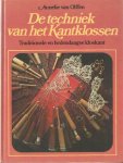 Olffen, Annelie - De techniek van het Kantklossen. Traditionele en hedendaagse kloskant