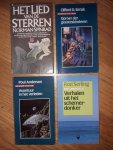 Spinrad, Norman / Simak, Clifford D. / Anderson, Poul / Serling, Rod - Het lied van de sterren / Oproer der geesteskinderen / Avontuur in het verleden / Verhalen uit het schemerdonker