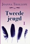 Trollope , Joanna  . [ isbn 9789036425001 ] ( Pakketpost . ) - Tweede  Jeugd   . (   Nummer 2500 . ) In twee delen uitgegeven .