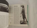 Werken, H. van de - tekst / Bokma, J. - foto's - Artis Dieren-Encyclopedie deel 5 - PYTHON / TIJGER