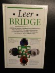 Davis, Jonathan Mahmood, Zia (voorwoord) - Leer Bridge