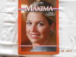 Vries, Arnold de, Willems, M. - Maxima / vijf jaar Prinses der Nederlanden Willem-Alexander: 40 jaar koning in opleiding
