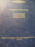 NV Fabriek van Chemische Producten Vondelingenplaat - Unieke serie van 9 boeken met afbeeldingen in kleur van samenstellingen van stoffen met staalkaarten van o.a. metaalgevoeligheid, Etsbaarheid , Lichteenheid e.d.