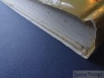 Stefaan Top en Marisa Van Huffel. - Verliefd, verloofd, getrouwd. huwelijksgebruiken in Vlaanderen en Wallonië vroeger en nu. [Met ex libris van Stefaan Top]