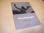 Geert van Kesteren; Arthur van Amerongen - Mwendanjangula! Aids in Zambia