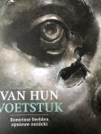 Christel Veen - Van hun voetstuk