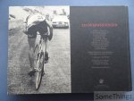 Baeckelandt, Frederik (tekst), Vannieuwkerke, Karl (voorw.), Stephan Vanfleteren (fotogr.). - Eddy Merckx 525.