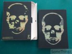 Patrice Farameh. - Skull Style: Skulls in Contemporary Art and Design. [Camouflage cover]