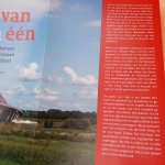 Figee, Edward L. - Het is van tweeën één - Over de ongekende kansen in de samenwerking Gelderland Overijssel Een essay over twee eigenstandige buren