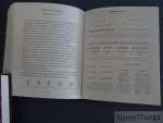 David Wade. - Quadrivium: rekenkunde, meetkunde, muziek en astronomie voor iedereen. Sciencia: wiskunde, natuurkunde, scheikunde, biologie en astronomie voor iedereen. Designa: technische geheimene van de traditionele visuele kunsten. [3 vols.]