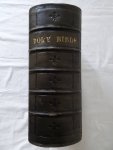 Henry, Matthew. - The Family Devotional Bible; with copious notes and reflections on each chapter of the Old and New Testament; and valuable marginal references.