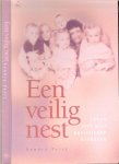 Petit, Sandra. Omslagontwerp Johan Buijs - Aksent  Foto's omslag Benny de Groven - Een veilig nest  - Leven met vier autistische kinderen