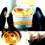 - KOOKBOEK:  De kunst van het SOUFFLé maken, hartig en zoet - Sara Lewis - uitgeverij Good Cook Publishing
