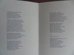 Daalen, Maria van. [ GESIGNEERD door de dichteres ]. - Onderweg. [ Beperkte oplage van 250 ex. ].