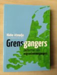 Atmadja, N. - Grensgangers / portretten van migrantenvoorgangers