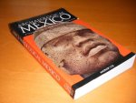 Coe, Andrew. - Archaeological Mexico. A Traveler`s Guide to Ancient Cities and Sacred Sites.