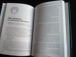 Bel, Egbert Jan van& Ed Sander Alan Weber, Preface by Arthur Middleton Hughes - Follow That Customer! The Event-Driven Marketing Handbook