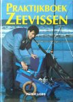 Lobs , Peter . [ isbn 9789061137757 ] 3923 - Praktijkboek  Zeevissen .  ( Zoutwatervissen . Rijkelijk geillustreerd met goede uitleg . ) Het grootste deel van de sportvissers in Nederland vist wel eens in het zoute water. Een kleiner deel doet niets liever dan in zee vissen. -