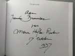 Hofker-Rueter, Maria [gesigneerd] - Uit mijn wereld. Aantekeningen over een tuin, tochten en reizen