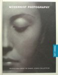 Phillips, Chritopher & Vanessa Rocco. - Modernist photography. Selections from the Daniel Cowin Collection.