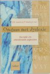F. Schalkwijk, J.H. Loonstra - Omgaan met dyslexie F. Schalkwijk, J.H. Loonstra - Omgaan met dyslexie