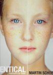 SCHOELLER, Martin - Martin Schoeller - Identical - Portraits of Twins.