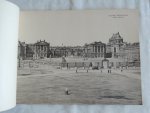 red. - Versailles et les trianons : 24 vues principales en noir