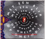 Wees, Lieneke van - Met een blik op oneindig Het verschijnsel Droste-effect nader bekeken  incl bijlage stap voor stap met stuk papier driedimensionale fractal pop up kan maken