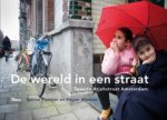 S. Plamper 107040 - De wereld in een straat de Tweede Atjehstraat in Amsterdam