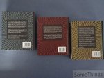 David Wade. - Quadrivium: rekenkunde, meetkunde, muziek en astronomie voor iedereen. Sciencia: wiskunde, natuurkunde, scheikunde, biologie en astronomie voor iedereen. Designa: technische geheimene van de traditionele visuele kunsten. [3 vols.]