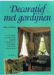 Berg, Wilma van den - Decoratief met gordijnen