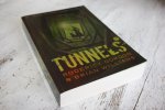 Gordon, R., Williams, B. - Gordon; Williams / TUNNELS deel 1
