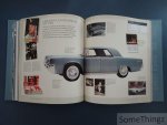 Banham, Russ. - De eeuw van Ford. Ford Motor Company en de vernieuwingen die de wereld vorm hebben gegeven. Banham, Russ. - De eeuw van Ford. Ford Motor Company en de vernieuwingen die de wereld vorm hebben gegeven.