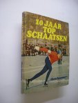 Koomen, Theo - Tien jaar topschaatsen. Koomen, Theo - Tien jaar topschaatsen.