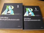 Boone, drs. Pieter W.    en drs. Wim M. van der Vooren en drs. Peter Sneep - Inleiding Bedrijfsadministratie   deel 1    ,  en het Werkboek
